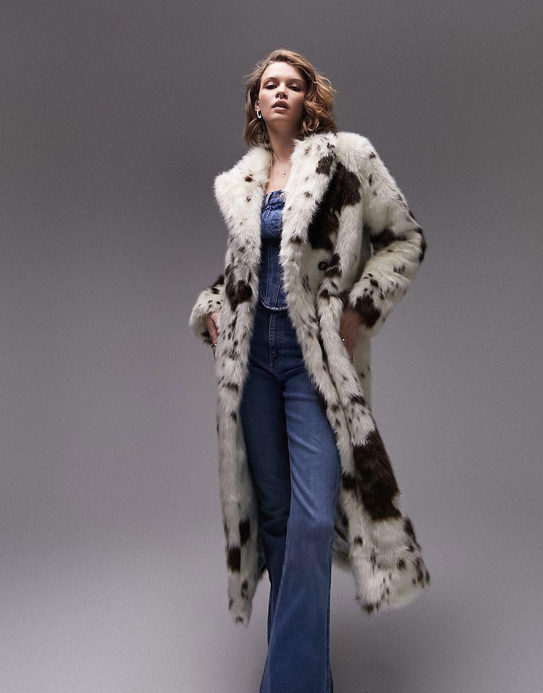 Topshop oversized longline faux fur coat in cow print商品第1张图片规格展示