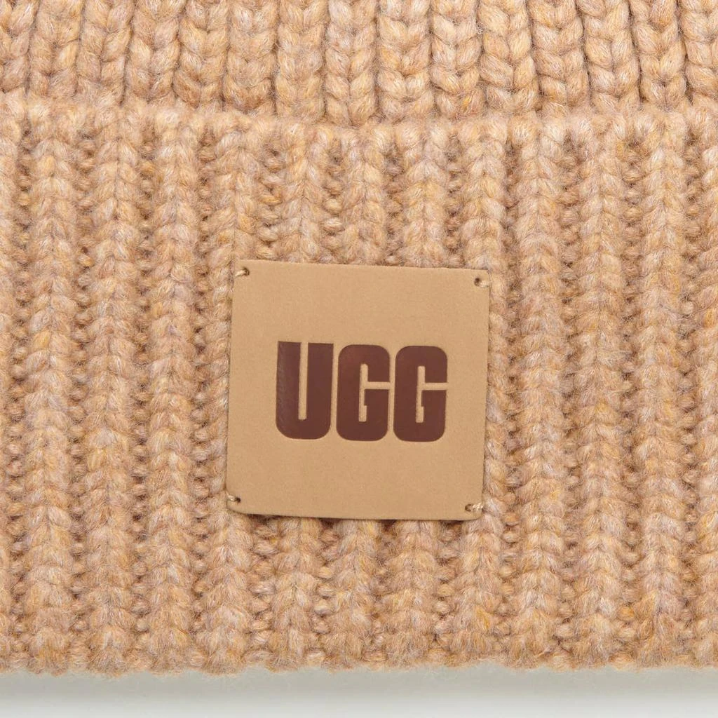 商品UGG|UGG Women's Airy Knit Ribbed Beanie - Camel,价格¥486,第3张图片详细描述