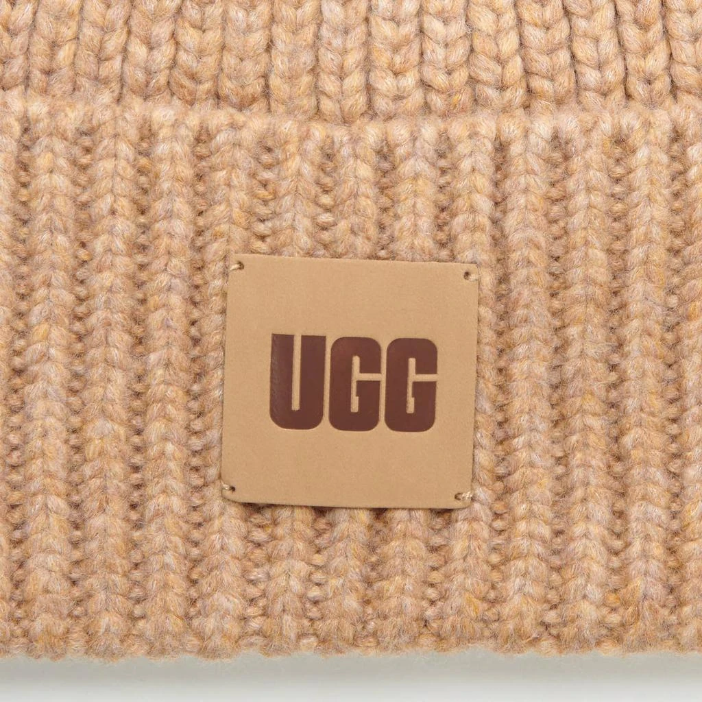 商品UGG|UGG Women's Airy Knit Ribbed Beanie - Camel,价格¥493,第3张图片详细描述