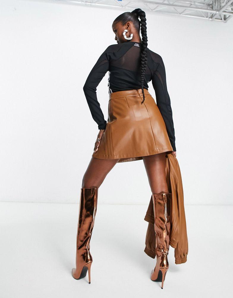 adidas Originals 'centre stage' faux leather skirt in brown商品第2张图片规格展示
