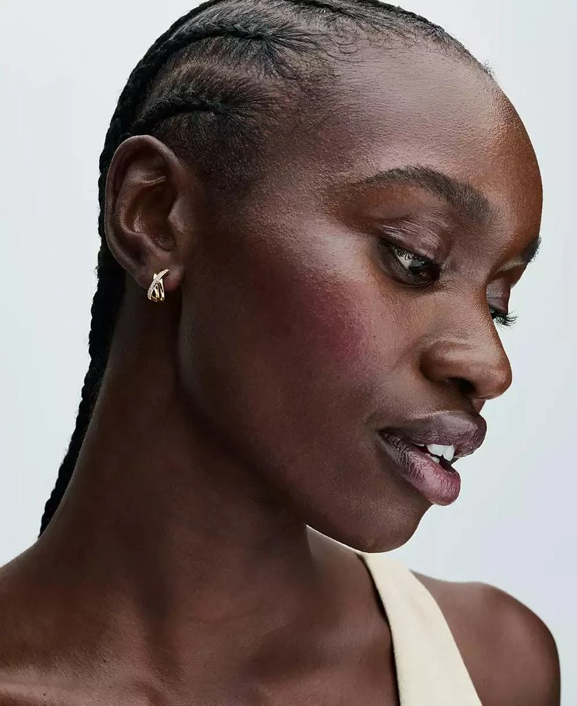 商品PANDORA|Crossover Pave Hoop Earrings,价格¥1072,第2张图片详细描述