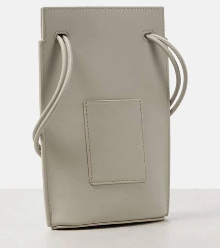 商品Loewe|Pebble Dice leather iPhone case,价格¥8131,第4张图片详细描述