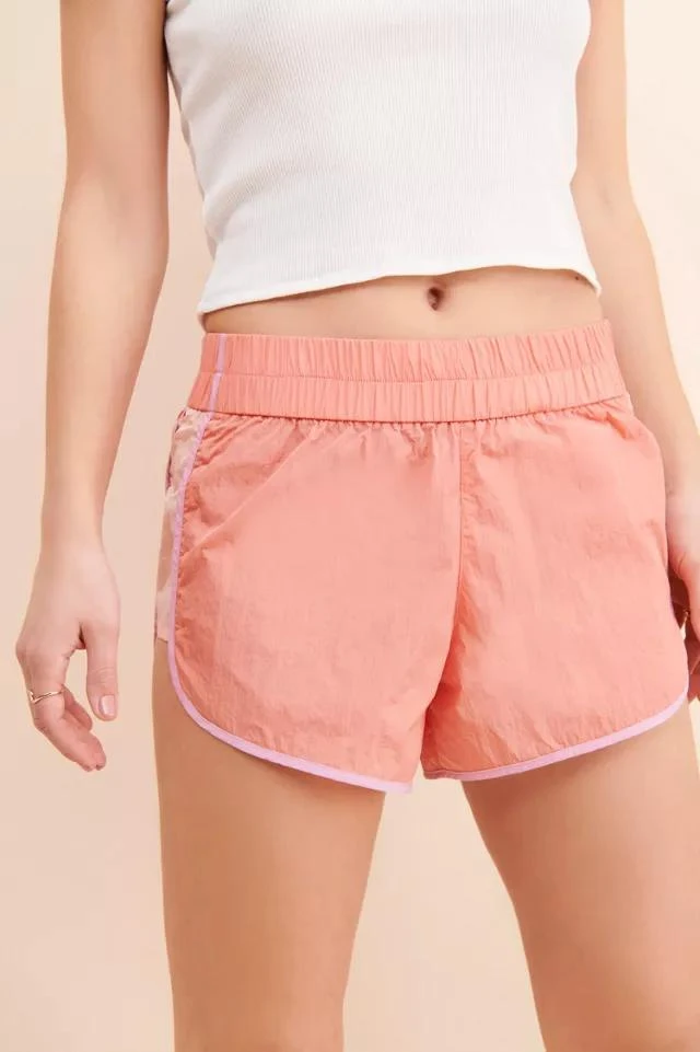 商品BDG|BDG Ciara Pull-On Shorts,价格¥153,第3张图片详细描述