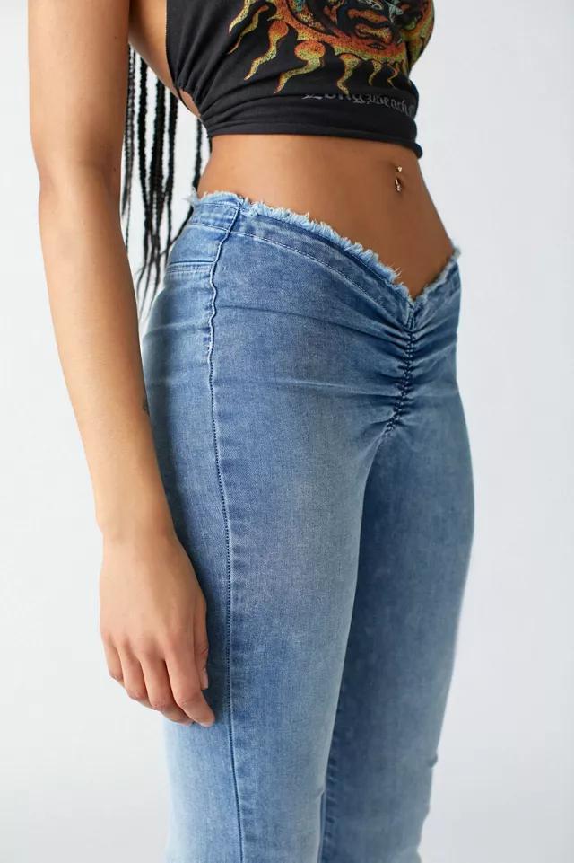 商品BDG|BDG Dip-Waist Flare Jeans,价格¥216,第5张图片详细描述