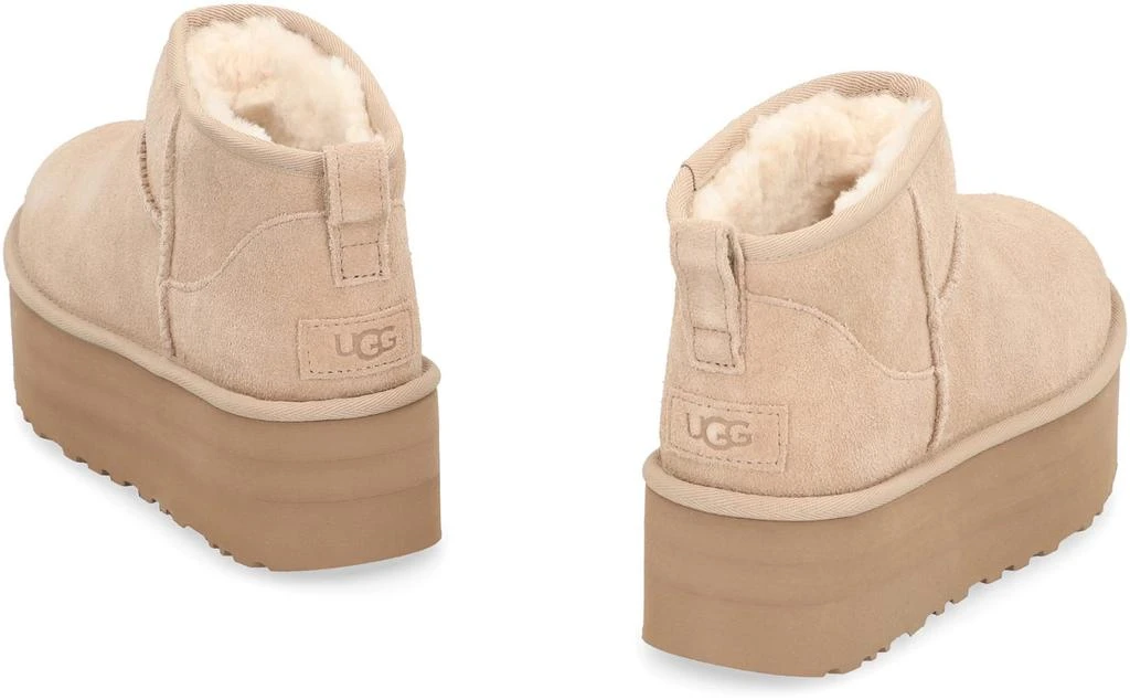 商品UGG|Classic Ultra Mini Boots,价格¥1627,第4张图片详细描述