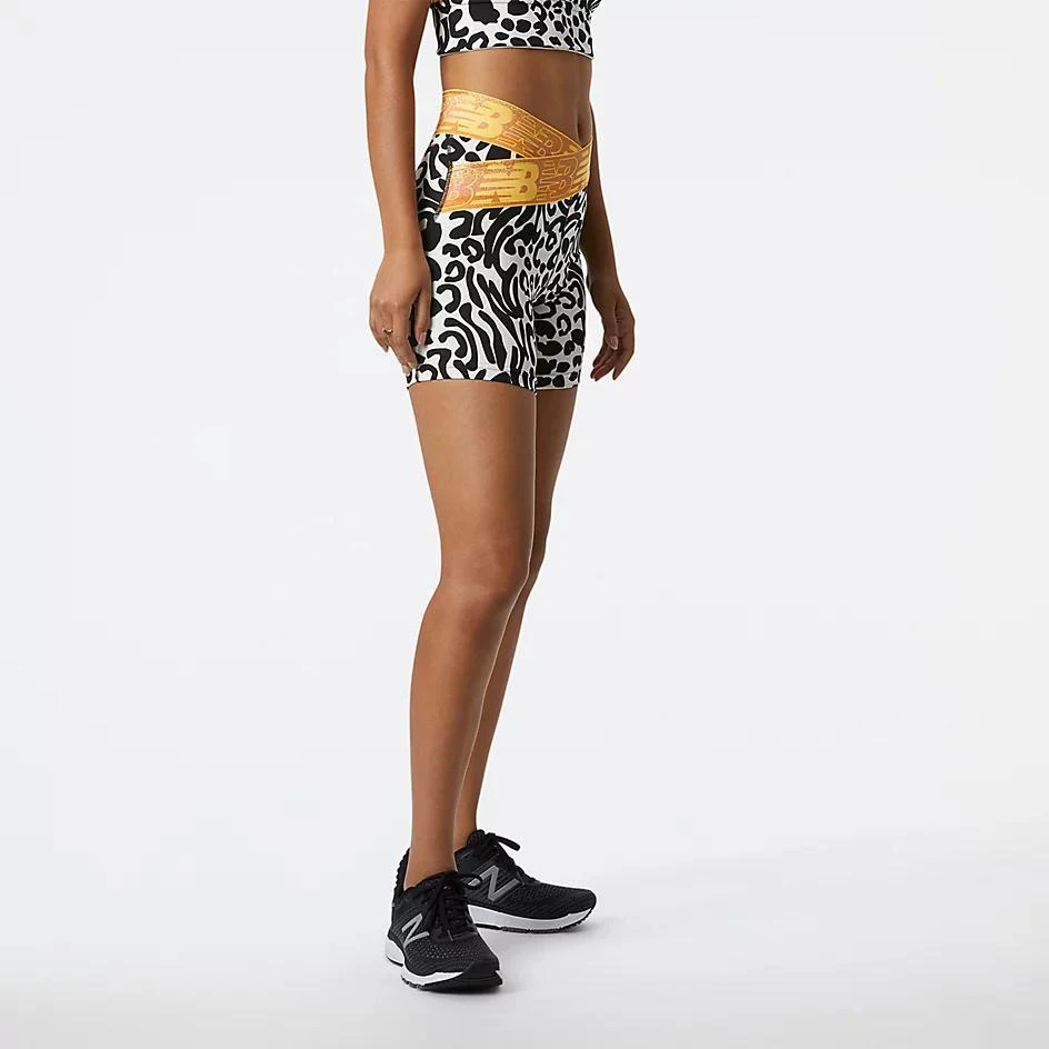 商品New Balance|Relentless Printed Fitted Short,价格¥81,第2张图片详细描述