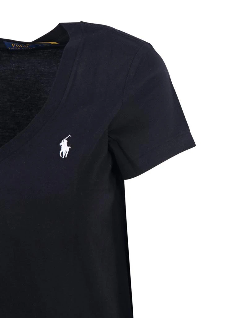 商品Ralph Lauren|Ralph Lauren Pony Embroidered V-Neck T-Shirt,价格¥517,第4张图片详细描述