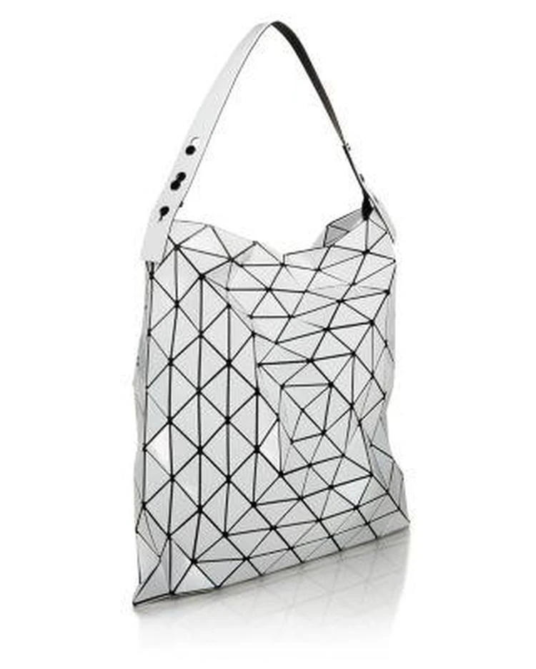 商品Issey Miyake|Issey Miyake Row Box Shoulder Bag,价格¥6737,第4张图片详细描述