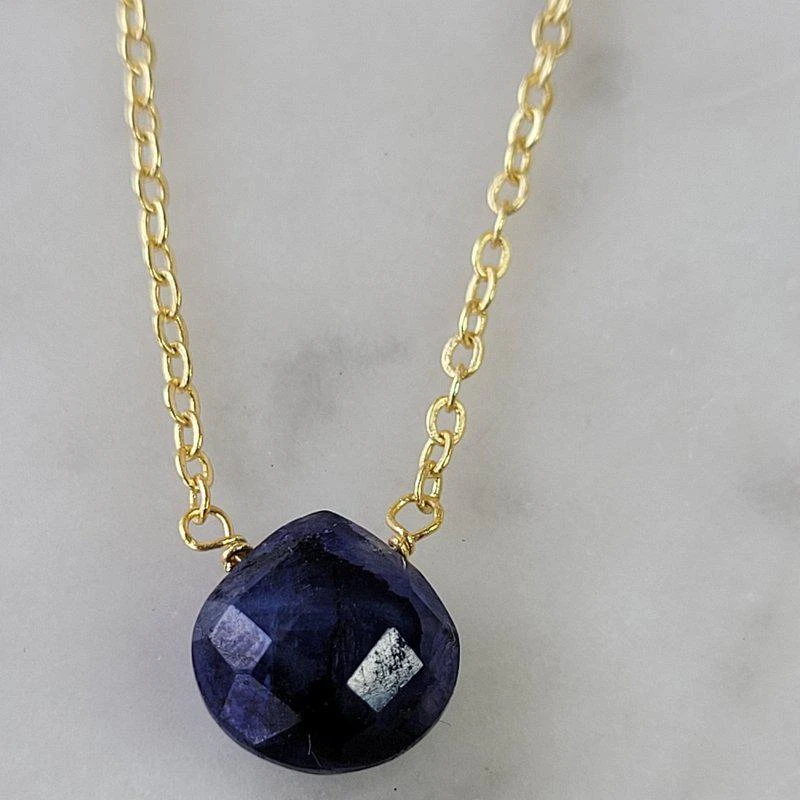 商品A Blonde and Her Bag|Stephanie Delicate Drop Necklace in Sapphire Brass Chain SHORT / GOLD COLORED BRASS,价格¥132,第1张图片