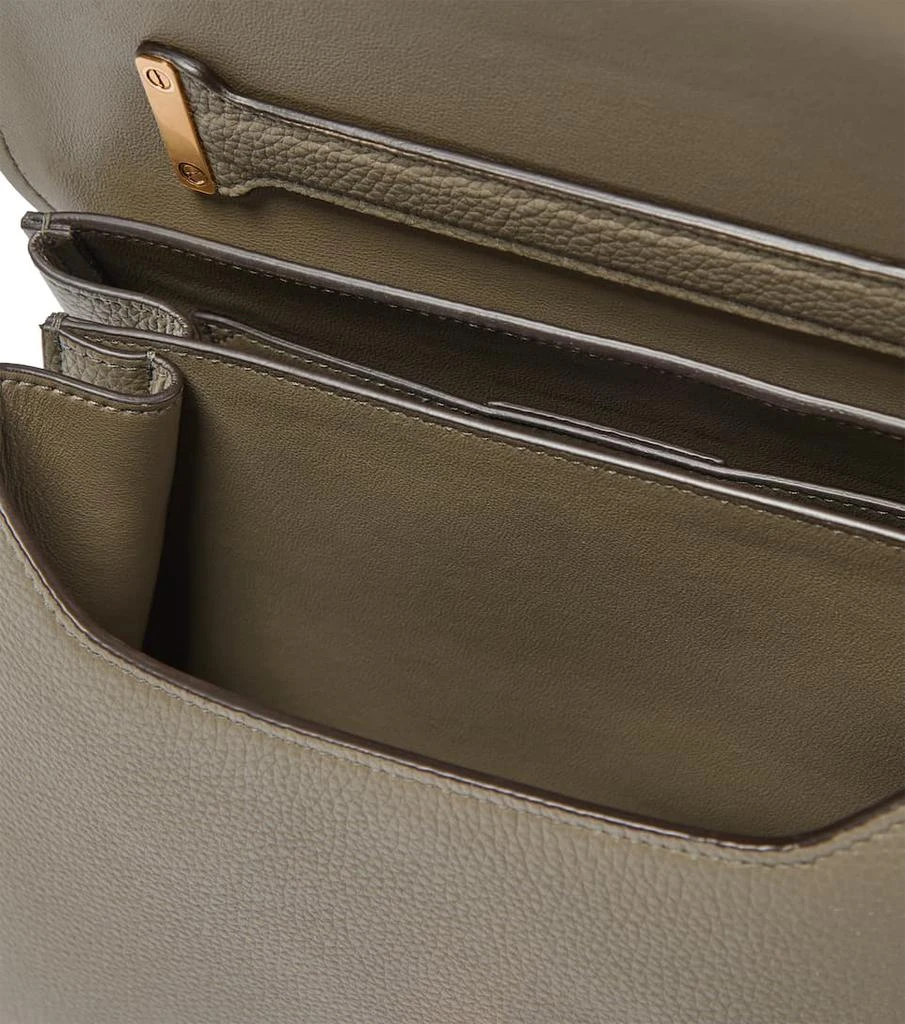 商品Salvatore Ferragamo|Gancini皮革托特包,价格¥11391,第3张图片详细描述