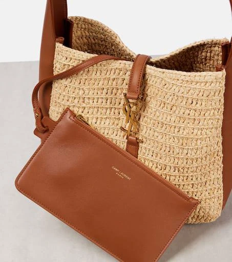 Le 5 à 7 Small raffia shoulder bag 商品