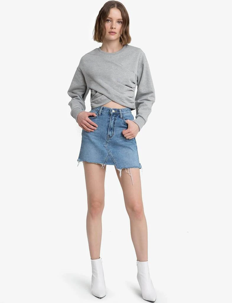 商品Pixie Market|Juna Grey Wrap Crop Sweatshirt,价格¥489,第3张图片详细描述