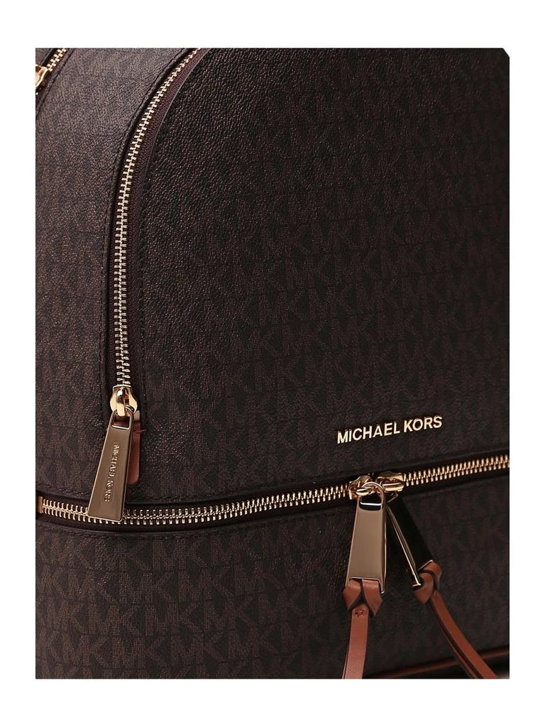 商品Michael Kors|Michael Michael Kors Rhea Monogrammed Medium Logo Backpack,价格¥1695,第4张图片详细描述