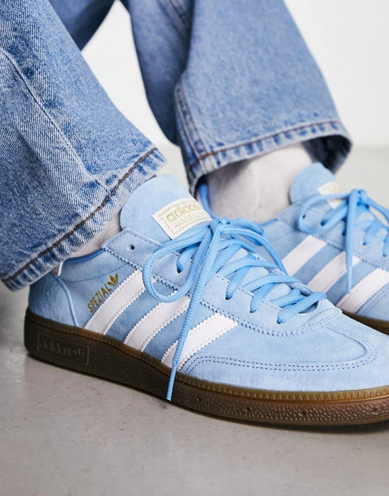 商品Adidas|adidas Originals Handball Spezial gum sole trainers in light blue,价格¥896,第4张图片详细描述