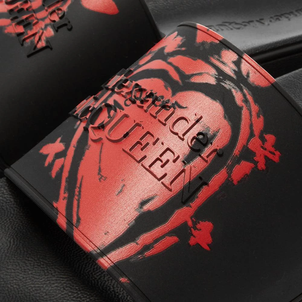 商品Alexander McQueen|Alexander McQueen Heart Logo Pool Slide,价格¥1394,第4张图片详细描述