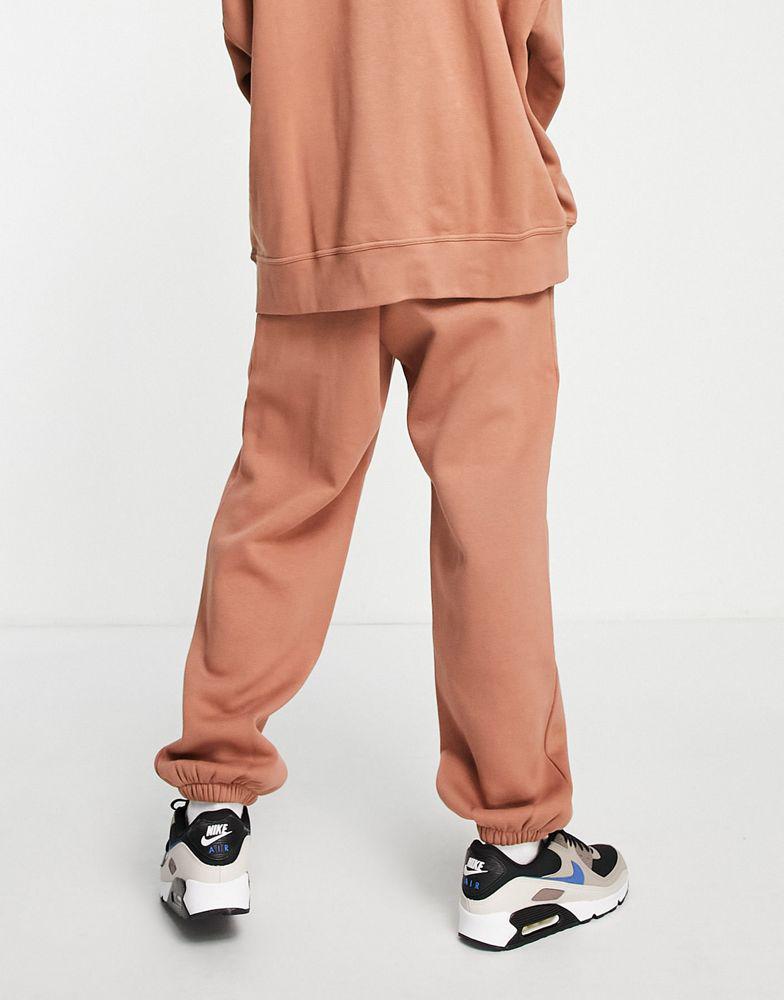 Nike Trend unisex fleece oversized joggers in brown商品第4张图片规格展示