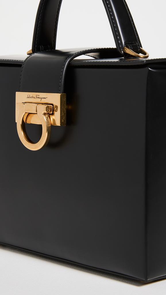 Salvatore Ferragamo 菲拉格慕 Trifolio 迷你包商品第5张图片规格展示