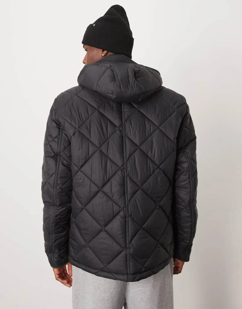 商品Barbour|Barbour re-engineered Endurance quilted jacket,价格¥770,第2张图片详细描述