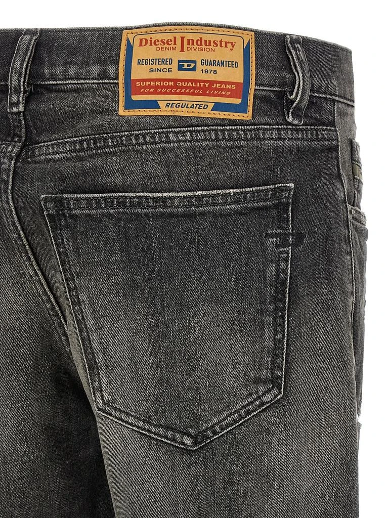 商品Diesel|2019 D-Strukt 09l52 Jeans Gray,价格¥1494,第4张图片详细描述