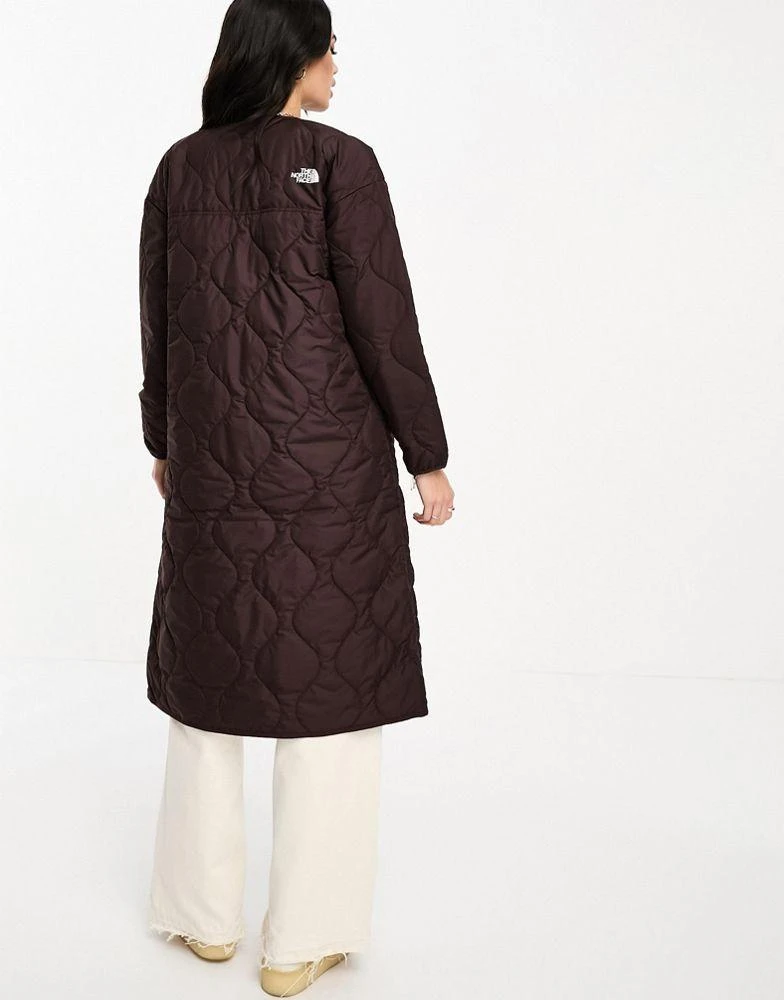 商品The North Face|The North Face Ampato long quilted liner jacket in brown Exclusive at ASOS,价格¥1555,第4张图片详细描述