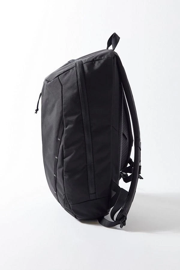 商品Patagonia|Patagonia Atom Backpack 18L 背包,价格¥598,第3张图片详细描述