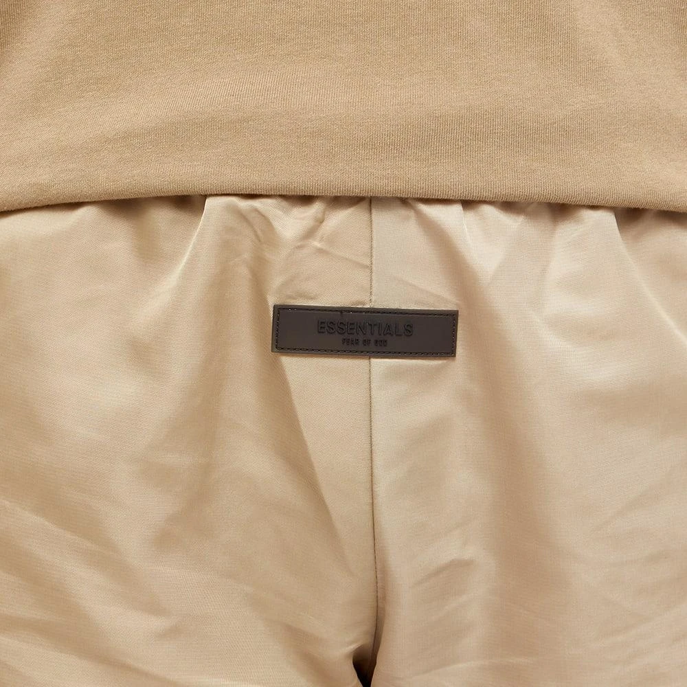 商品Essentials|FEAR OF GOD ESSENTIALS Women's Running Shorts - Oak,价格¥358,第5张图片详细描述