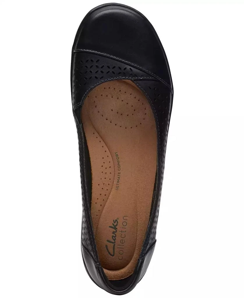 商品Clarks|Women's Cora Iris Slip-On Flats,价格¥404,第4张图片详细描述