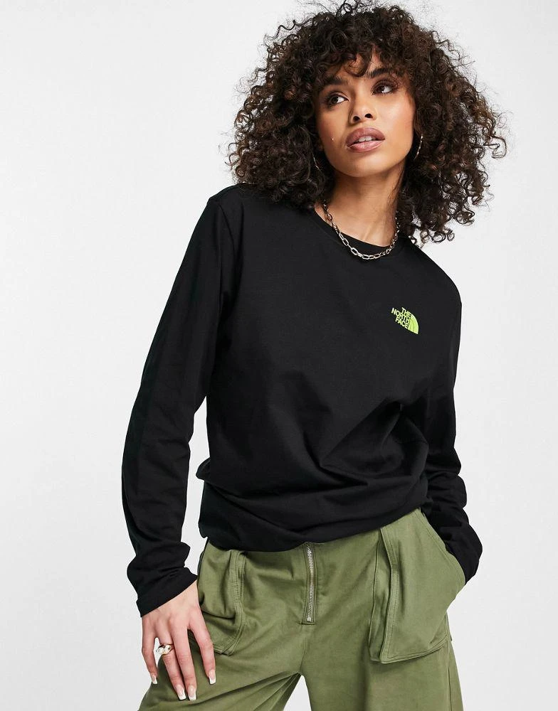 商品The North Face|The North Face Vertical long sleeve t-shirt in black Exclusive at ASOS,价格¥163,第3张图片详细描述
