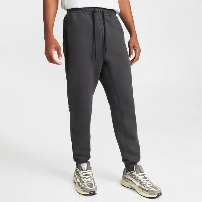 商品NIKE|Men's Nike Sportswear Tech Fleece Jogger Pants,价格¥914,第3张图片详细描述