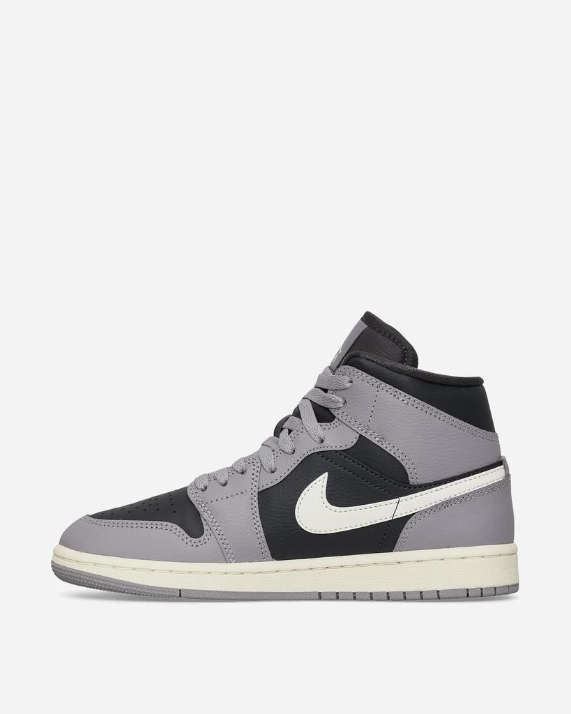 商品Jordan|WMNS Air Jordan 1 Mid Sneakers Cement Grey,价格¥555,第4张图片详细描述