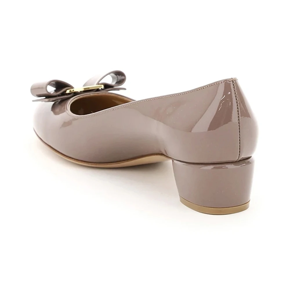 SALVATORE FERRAGAMO 裸色女士中跟鞋 01-B221-740693 商品