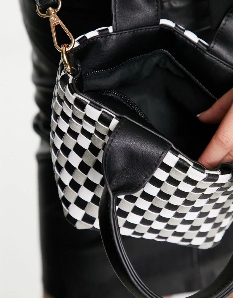 商品ASOS|ASOS DESIGN mini tote with detachable crossbody strap in monochrome weave,价格¥128,第3张图片详细描述