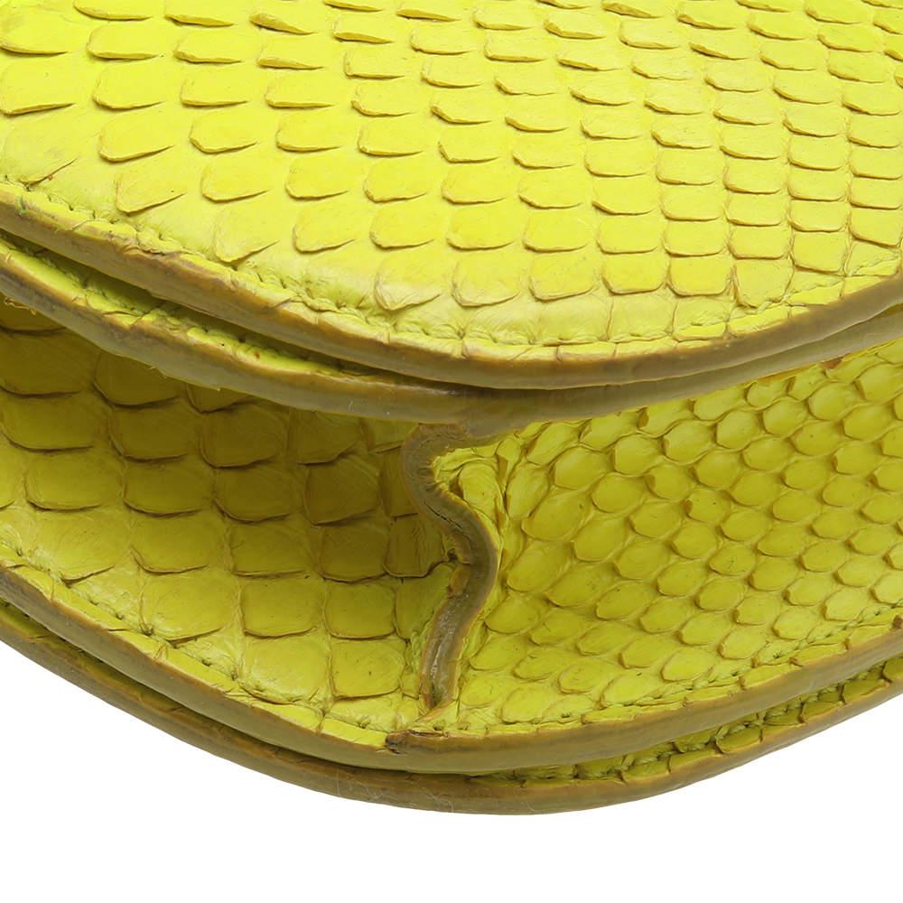 Celine Neon Yellow Python Leather Medium Box Shoulder Bag商品第9张图片规格展示