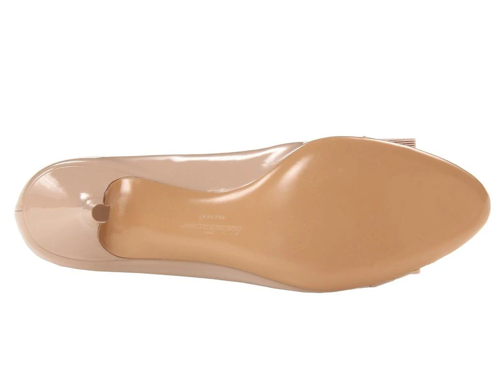 商品Salvatore Ferragamo|Patent Leather Mid-Heel Pump,价格¥4799,第3张图片详细描述