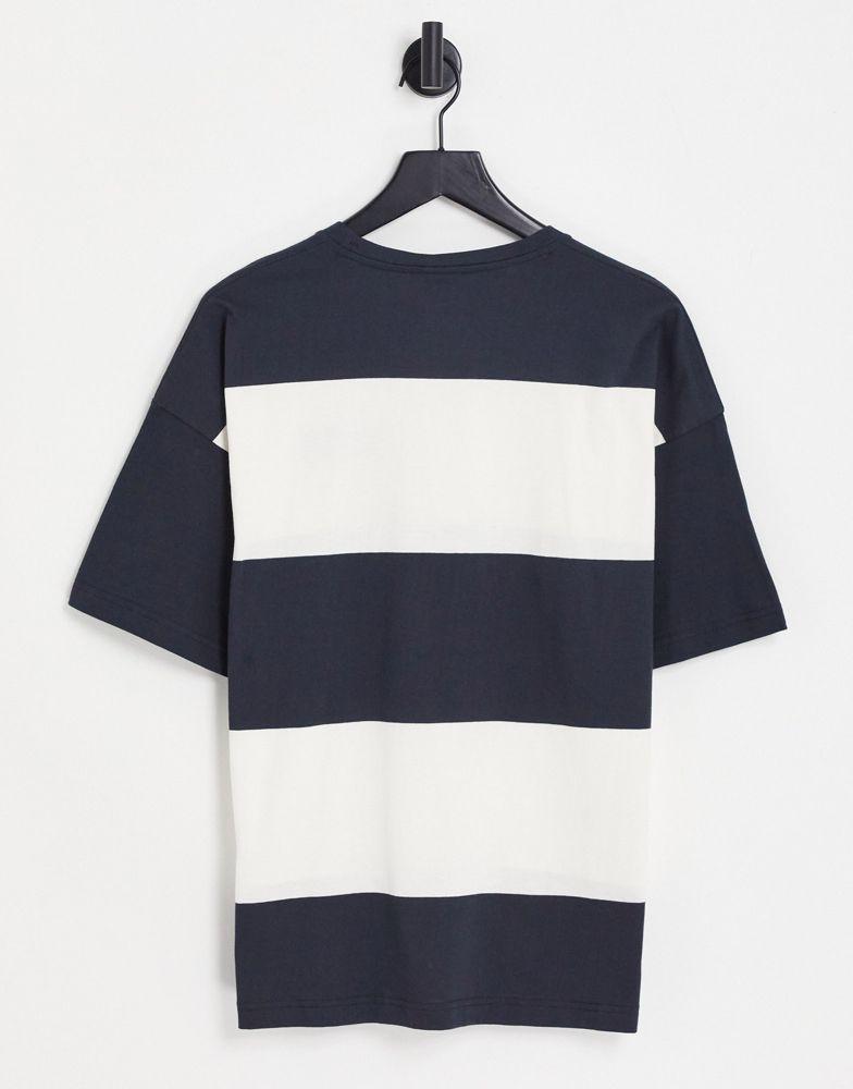 商品CHAMPION|champion oversized stripe t-shirt in black,价格¥303,第4张图片详细描述