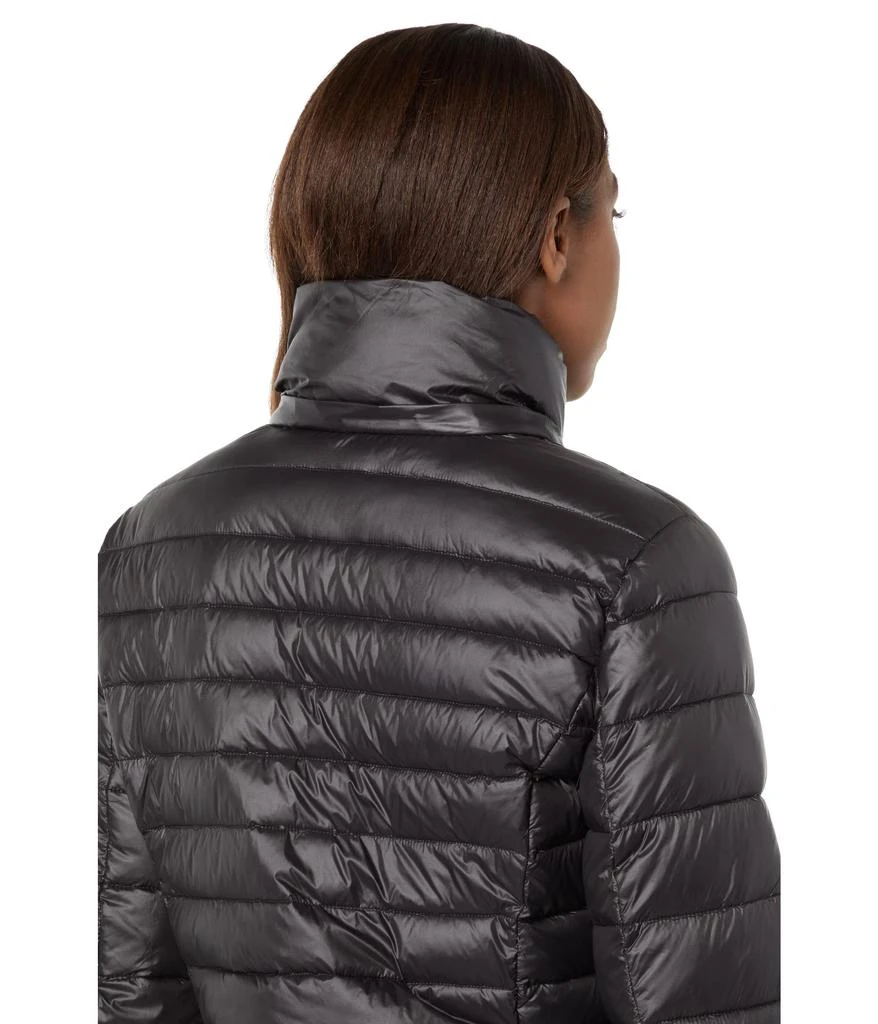 商品Michael Kors|Short Curved Pattern Packable Down Jacket M825348QZ,价格¥766,第3张图片详细描述