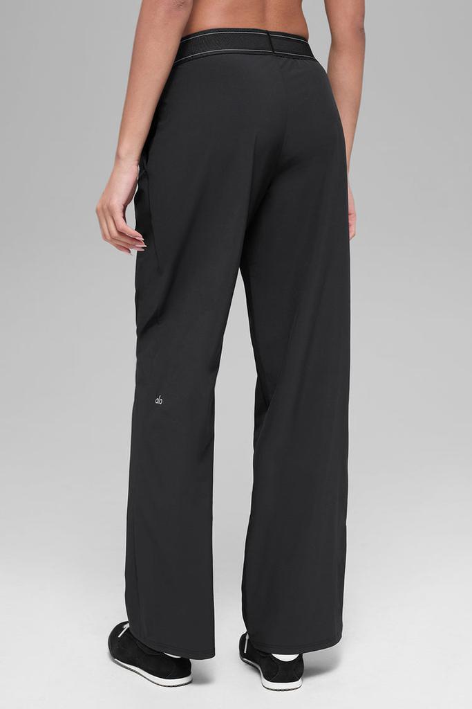 56e2b106-bc19-39c0-850b-