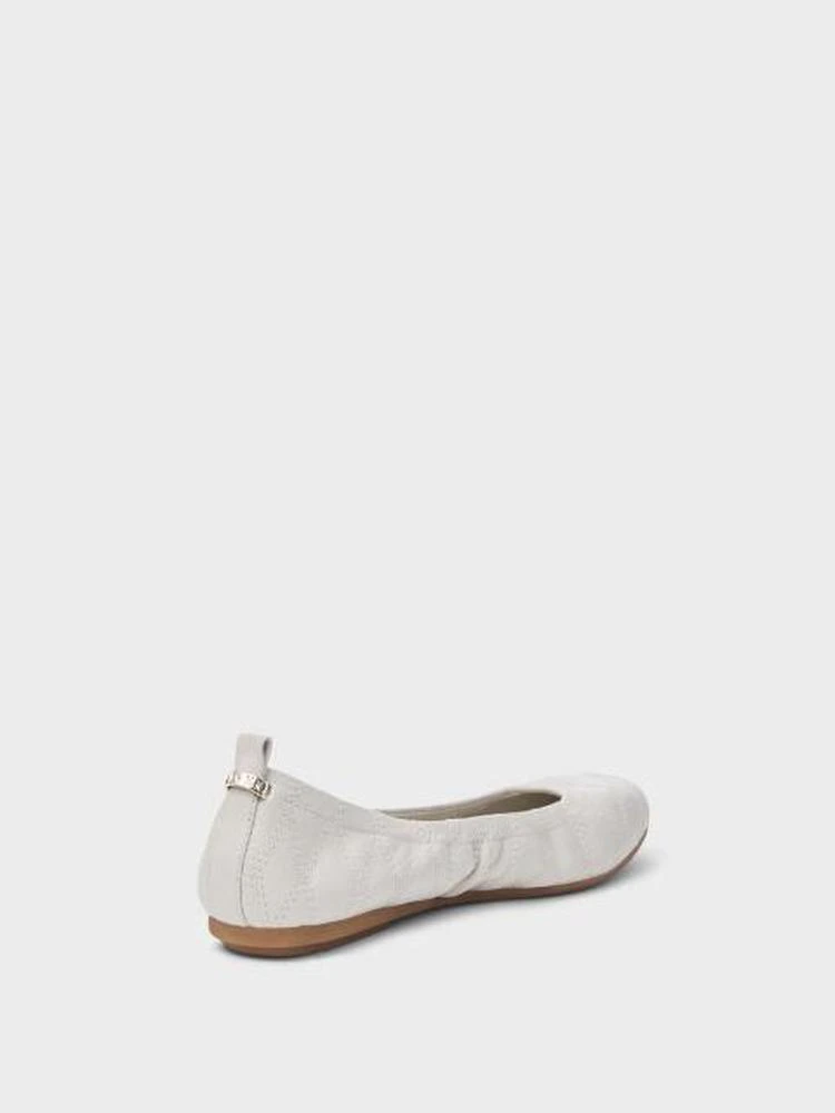 商品DKNY|Alice Quilted Nappa Flat,价格¥446,第2张图片详细描述