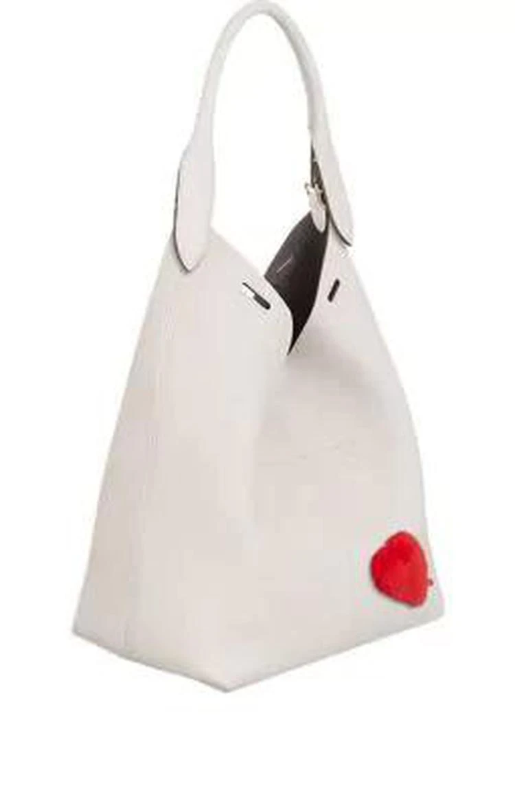 商品Anya Hindmarch|Mink Fur Heart Sticker,价格¥1407,第3张图片详细描述