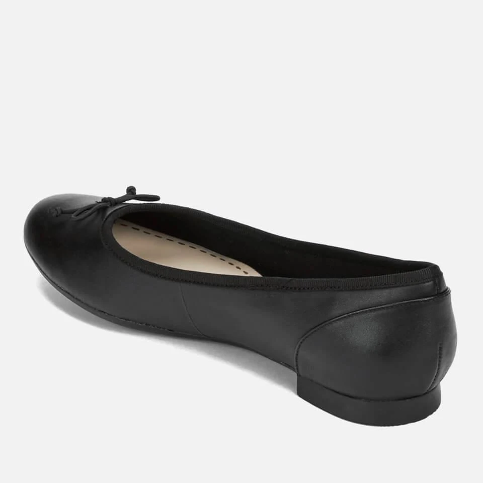 商品Clarks|Clarks 女士平底芭蕾鞋 - 黑色,价格¥363,第4张图片详细描述