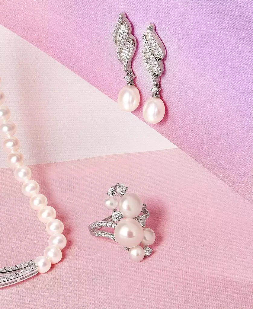 商品Arabella|Cultured Freshwater Button Pearl (4 - 9-1/2mm) & Cubic Zirconia Cluster Ring in Sterling Silver,价格¥893,第4张图片详细描述