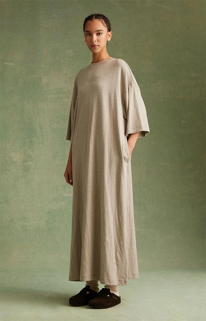 商品Essentials|Women's Core Heather 3/4 Sleeve T-Shirt Dress,价格¥268,第5张图片详细描述