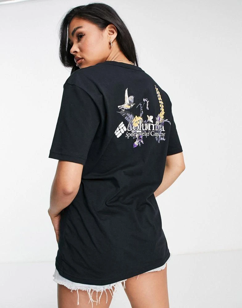 商品Columbia|Columbia Path Lake back print t-shirt in black Exclusive at ASOS,价格¥117,第1张图片