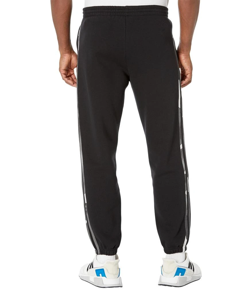 商品Adidas|Camo Sweatpants,价格¥365,第2张图片详细描�述