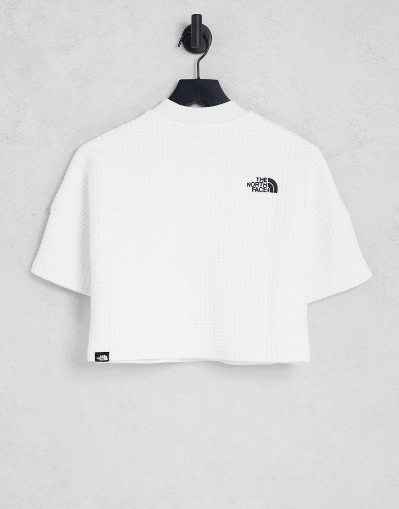 商品The North Face|The North Face Mhysa Quilted t-shirt in white,价格¥223,第4张图片详细描述