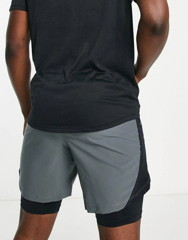 商品Under Armour|Under Armour Running Launch 2 in 1 7inch shorts in grey,价格¥400,第2张图片详细描述