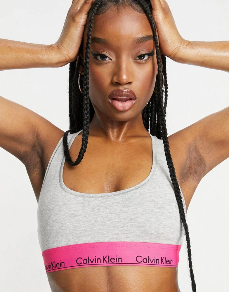 商品Calvin Klein|Calvin Klein Modern Cotton bralette in grey / pink,价格¥188,第3张图片详细描述