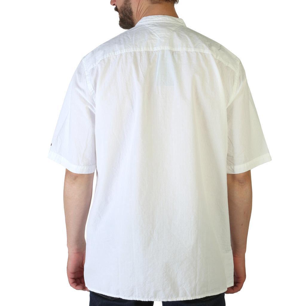 商品Tommy Hilfiger|Tommy Hilfiger short sleeve buttoned Shirt,价格¥458,第4张图片详细描述
