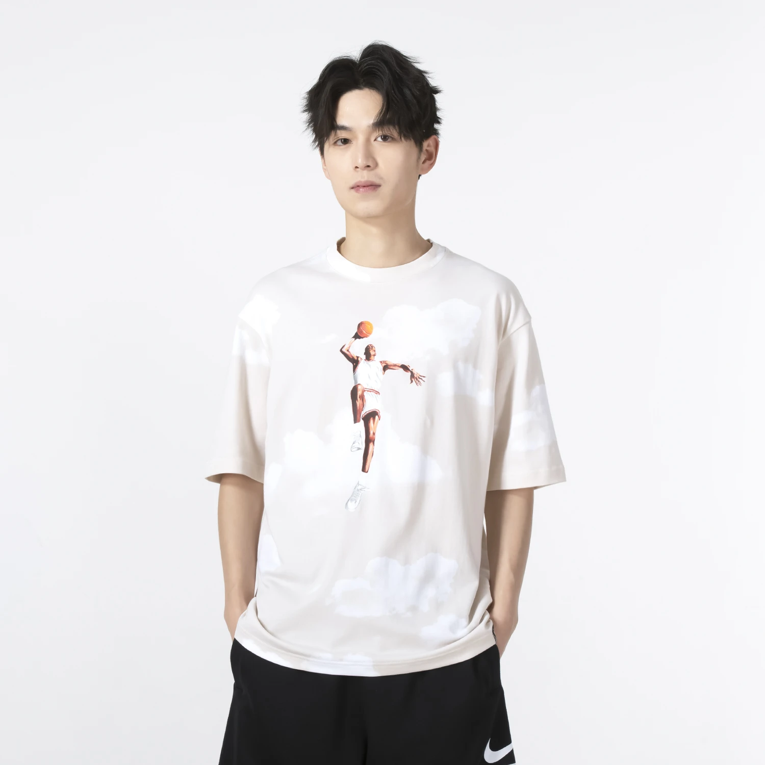 商品[国内直发] NIKE|AS M J ESS STMT 85 AOP SS CREW男士运动休闲T恤,价格¥215,第1张图片