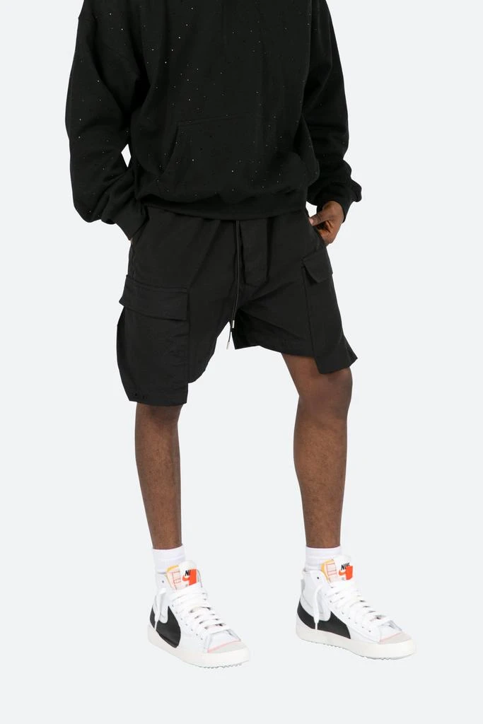 商品MNML|Geo Cargo Shorts - Black,价格¥287,第2张图片详细描述